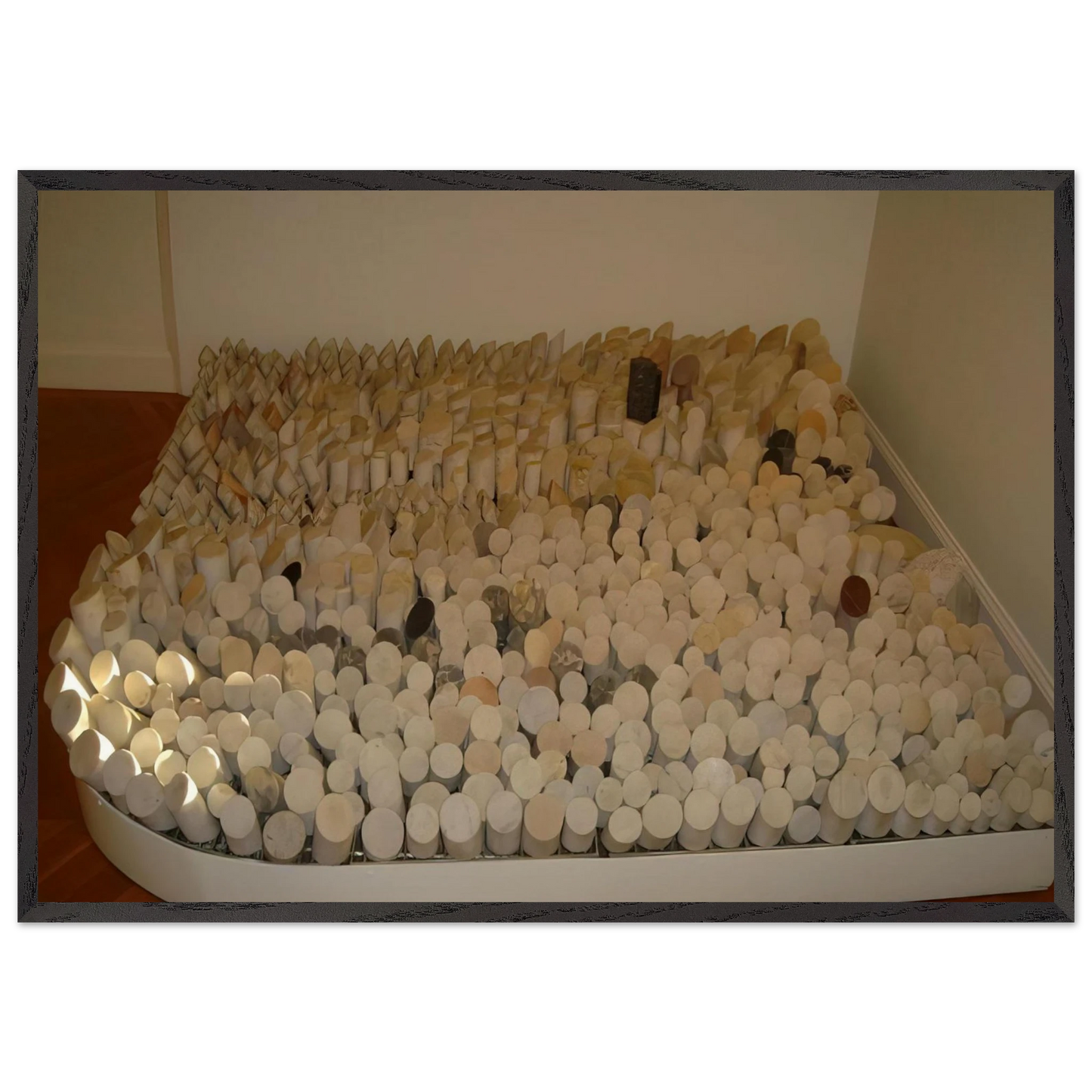 NUMBER SEVENTY TWO - Louise Bourgeois 70x100 cm / 28x40 inches Framed Art Print – Black Wooden Frame