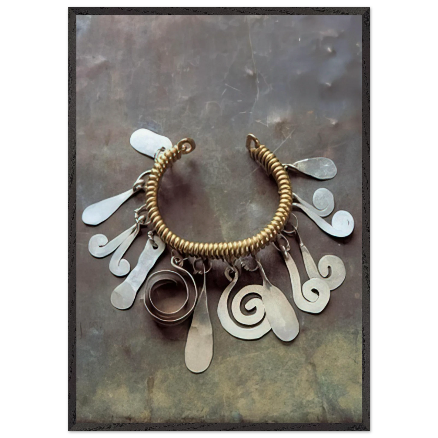 BRACELET 1930 - Alexander Calder 70x100 cm / 28x40 inches Framed Art Print – Black Wooden Frame