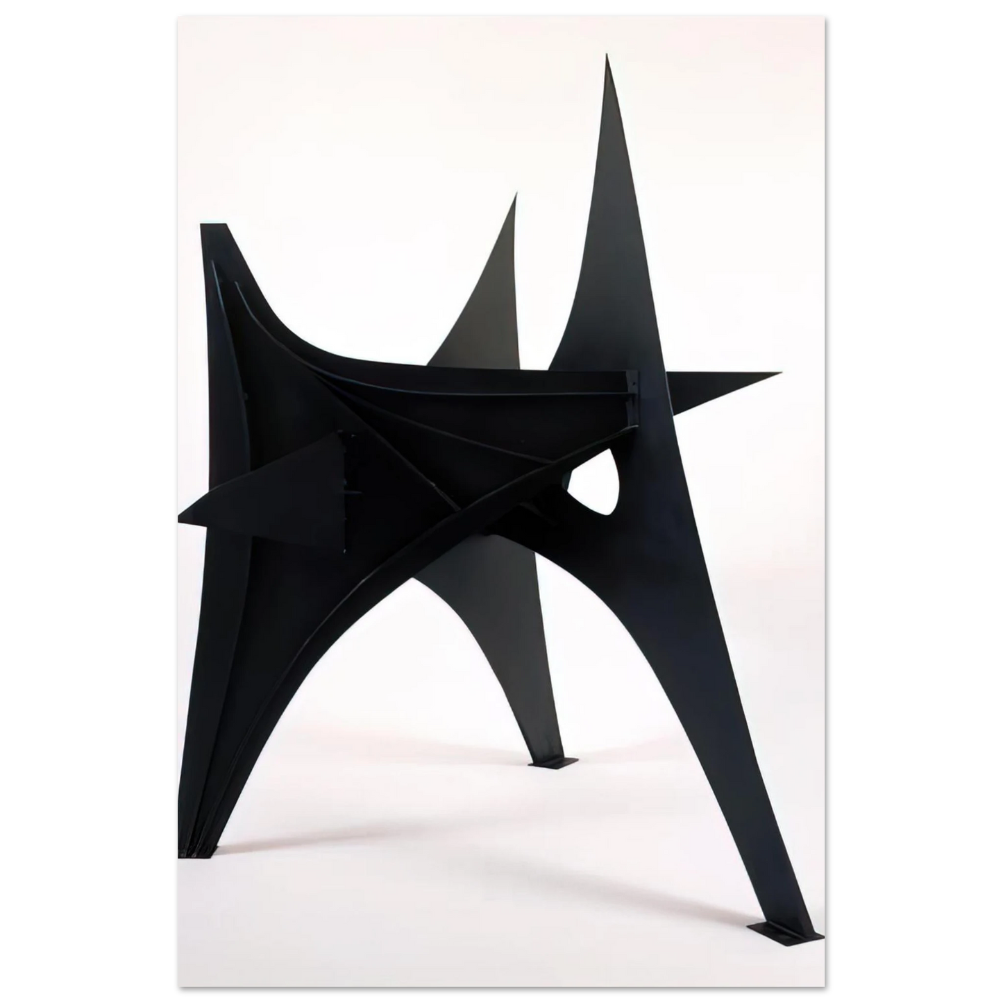 Alexander Calder - TROIS PICS INTERMEDIATE MAQUETTE 1967 Fine Art Poster - 40x60 cm / 16x24 inches