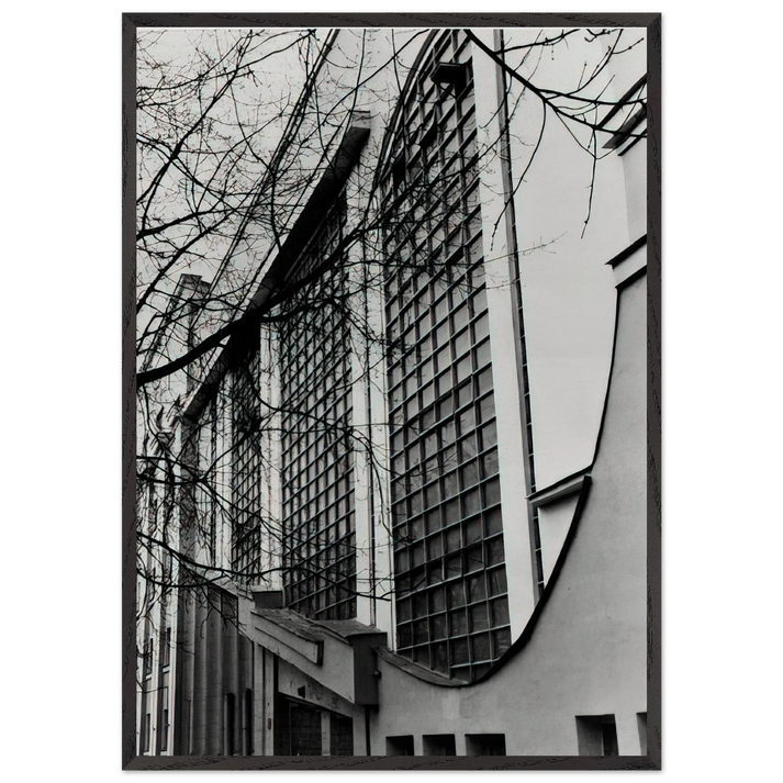 Architecture Moscow - photo - Gunther Forg 70x100 cm / 28x40 inches Framed Art Print – Black Wooden Frame