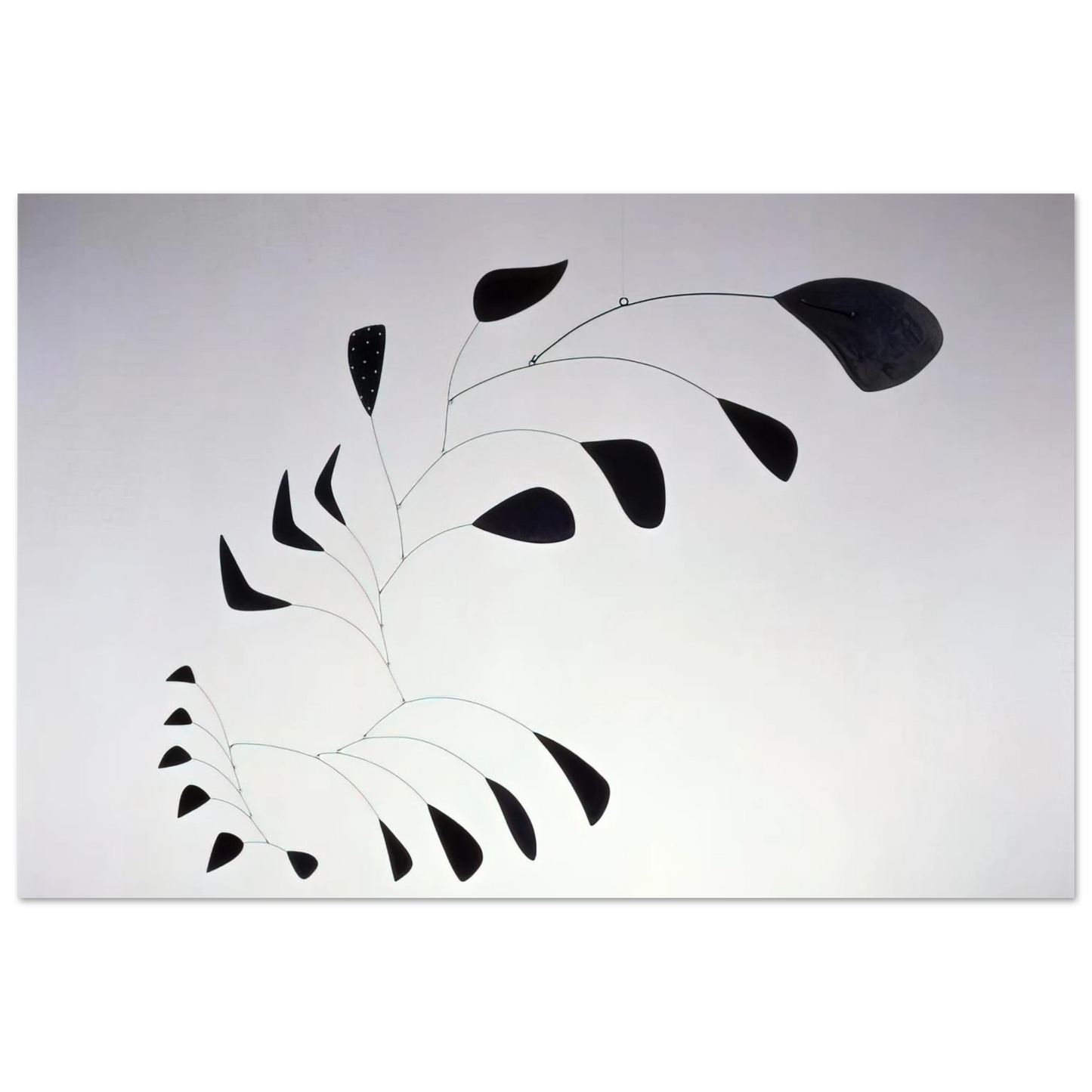 Alexander Calder - VERTICAL FOLIAGE 1941 Fine Art Poster - 75x100 cm / 30x40 inches