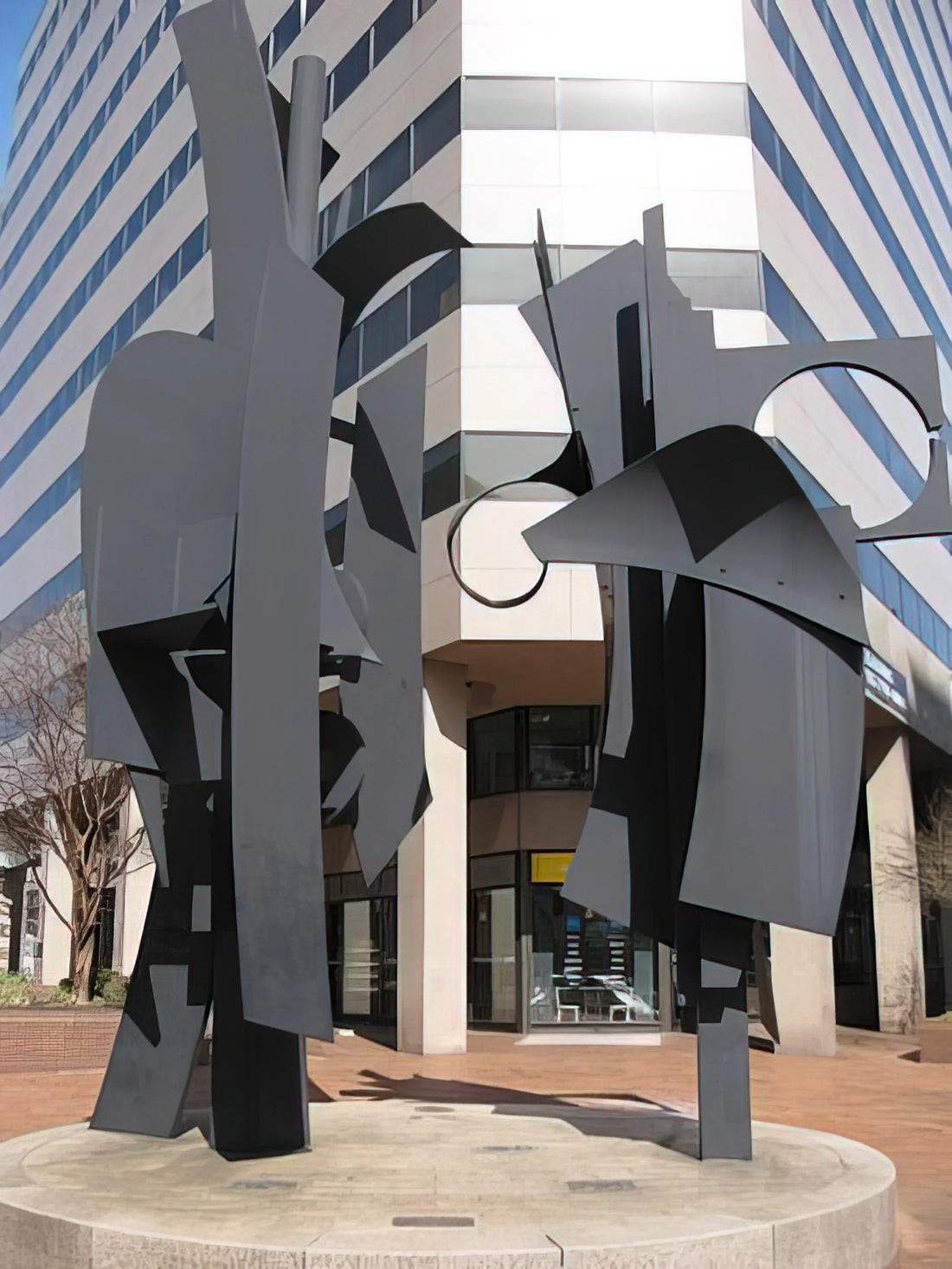 Louise Nevelson at the Venice Biennale: A Monumental Encounter - SKY LANDSCAPE 1988 by Louise Nevelson