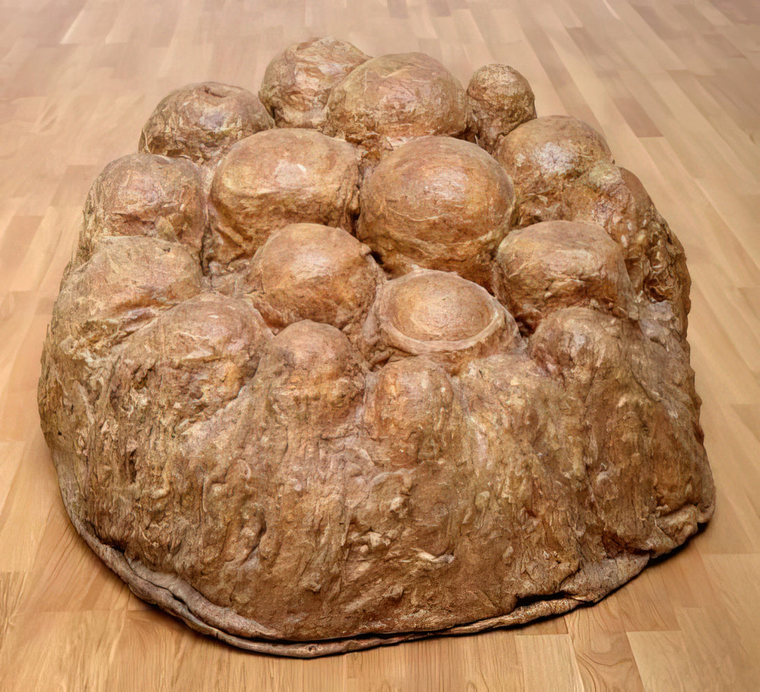 Was ist die Bedeutung der Maman-Skulptur von Louise Bourgeois?