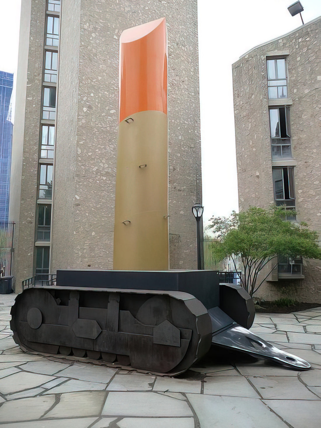 Wer ist Claes Oldenburg? Ein Blick auf das Leben und die Kunst des Pop-Art-Pioniers