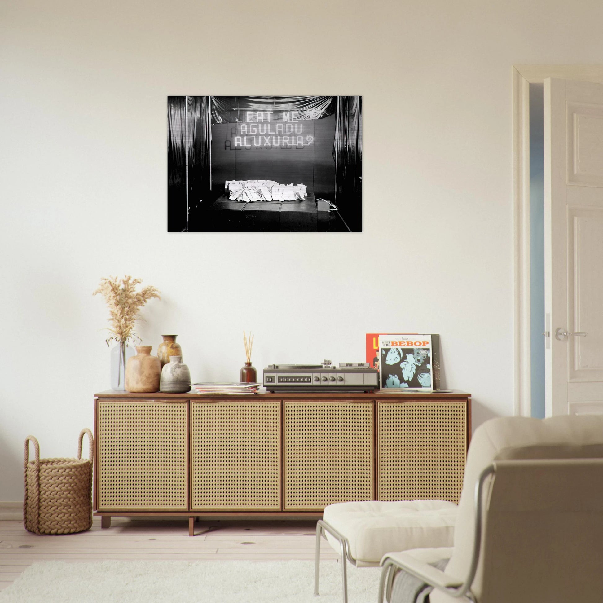 2ec70175-f55b-42f8-b526-cc20ec1b33eb