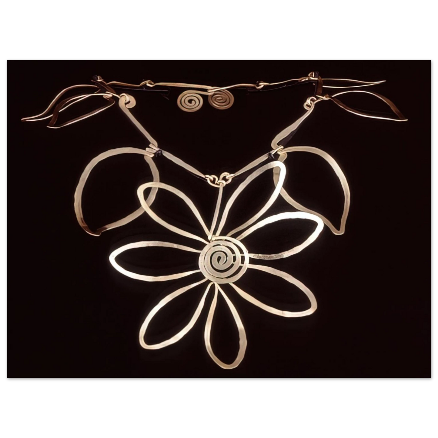 Alexander Calder - FLOWER NECKLACE 1938 Fine Art Poster - 13x18 cm / 5x7 inches