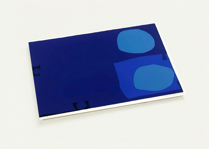 Four Blues Two Discs - 1970 By Patrick Heron Pack of 10 Post Cards | Patrick Heron Post Cards | A6 (10.5 x 14.8 cm) - 4.1 x 5.8 inches