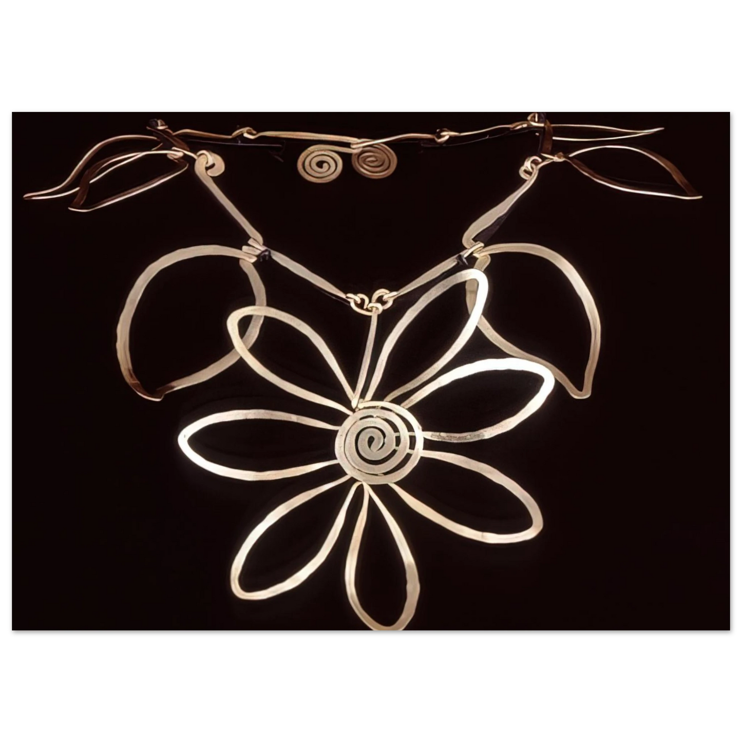 Alexander Calder - FLOWER NECKLACE 1938 Fine Art Poster - 40x60 cm / 16x24 inches