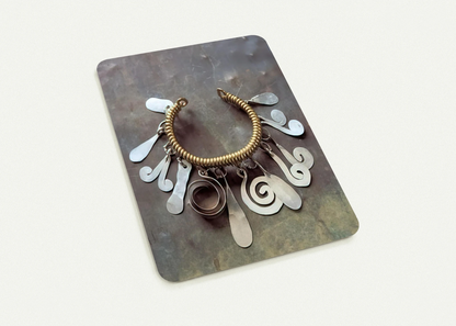 BRACELET 1930 By Alexander Calder Pack of 10 Post Cards | Alexander Calder Post Cards | A6 (10.5 x 14.8 cm) - 4.1 x 5.8 inches