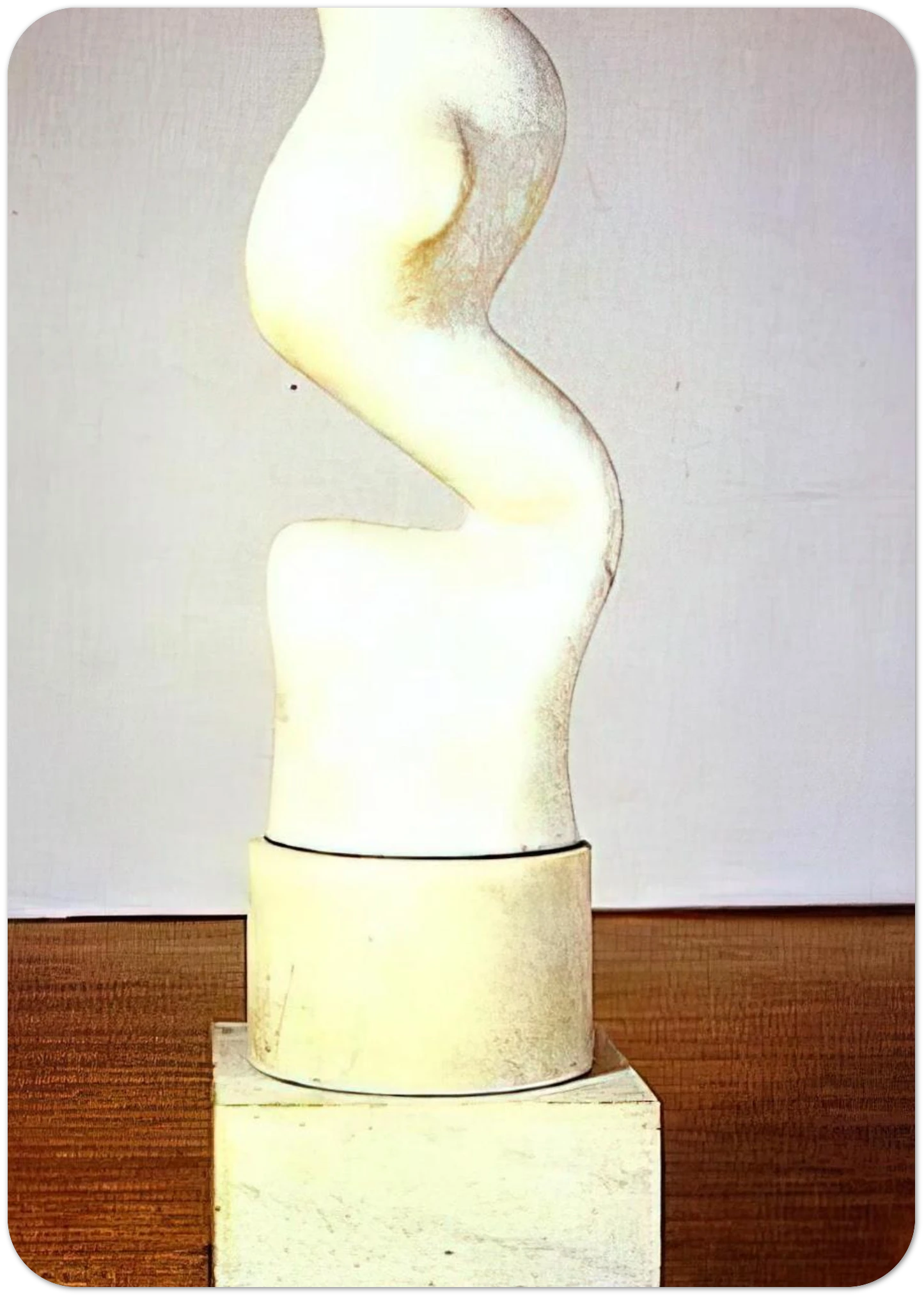 c5560a9f-9d46-49c2-a099-7e4e54267562