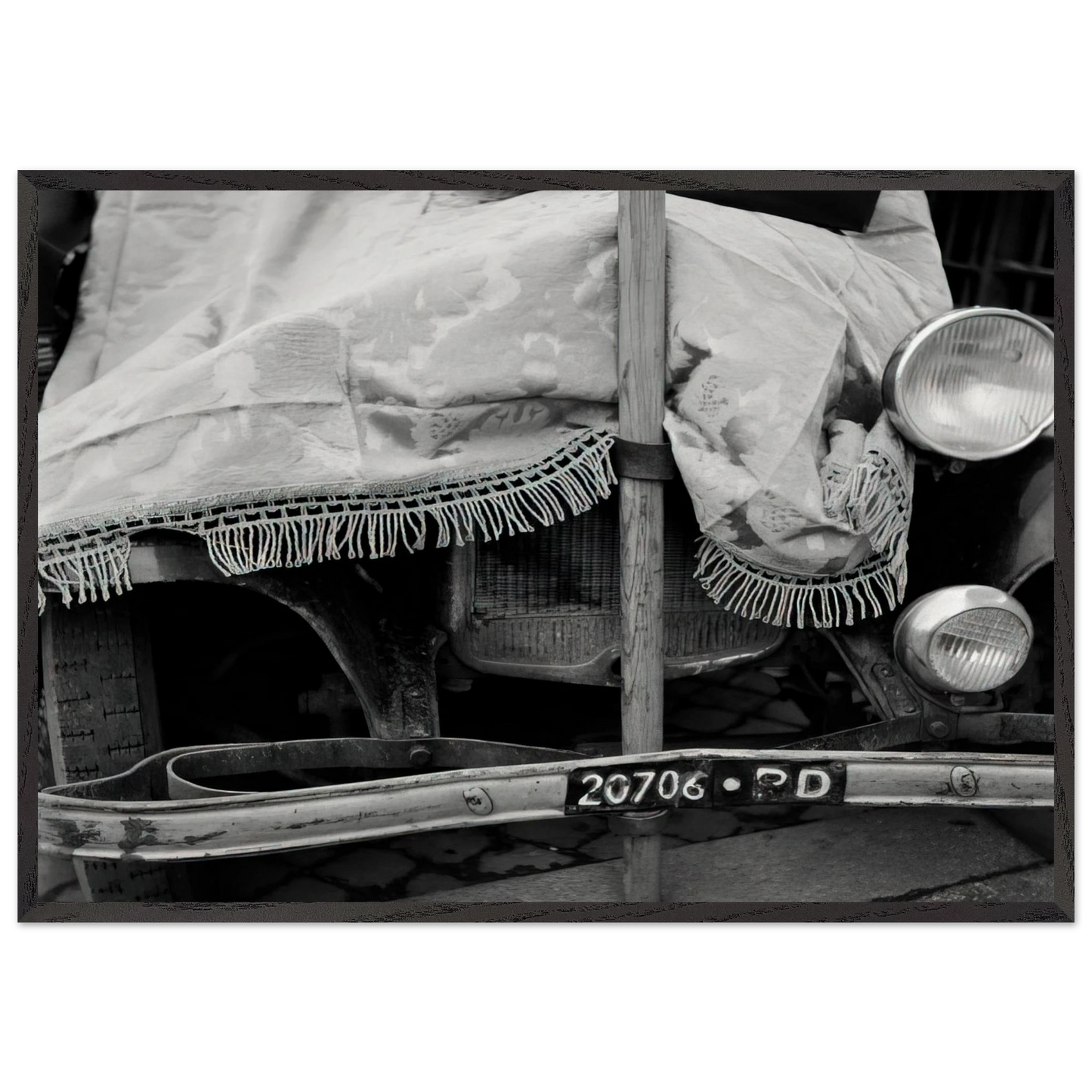 ROME FLEA MARKET V 1952 - Robert Rauschenberg Framed Art Print – Black Wooden Frame - Default Title - -Framed Art Print